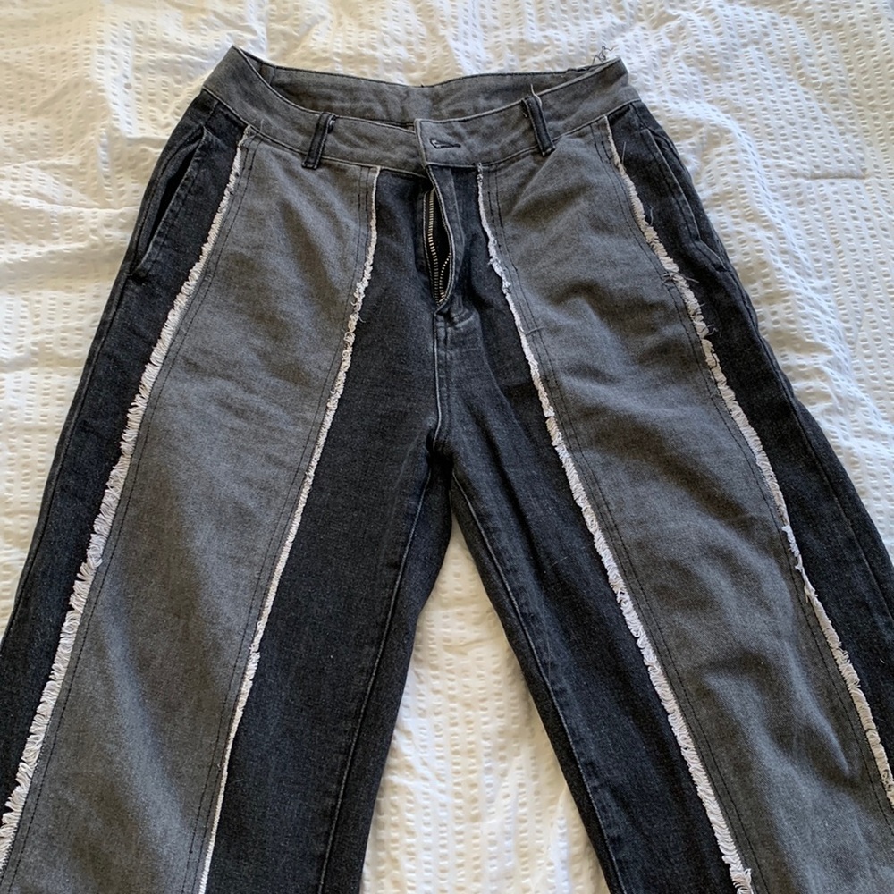 Ripped Striped Jeans